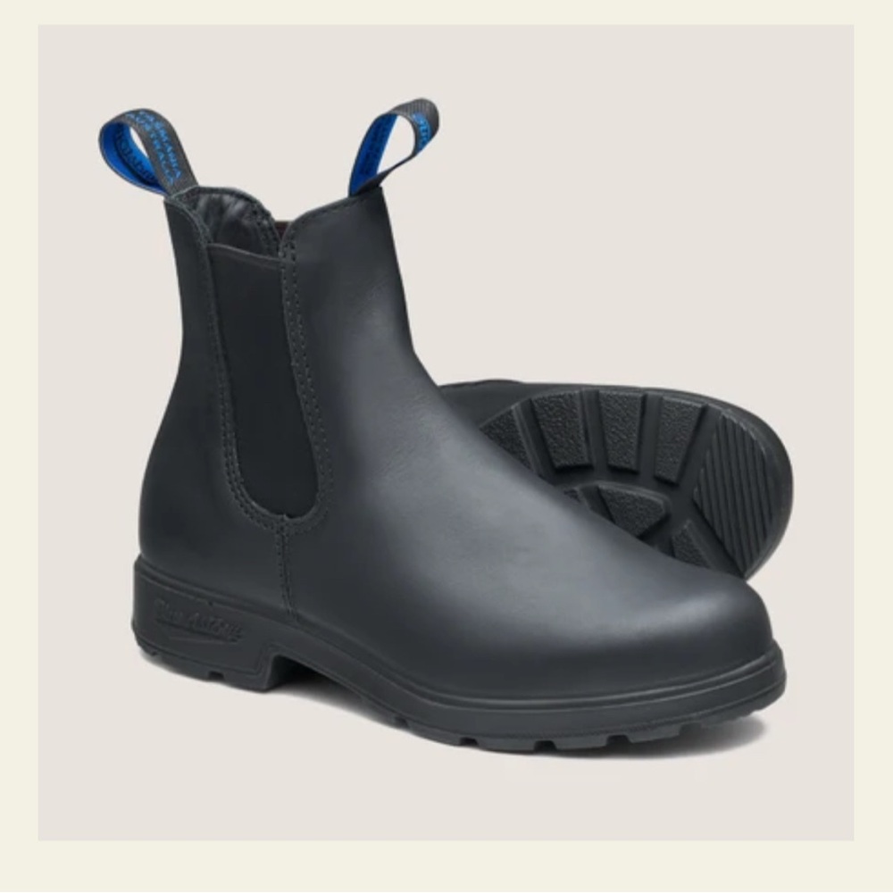 Blundstone Dark Gray Ankle Boots